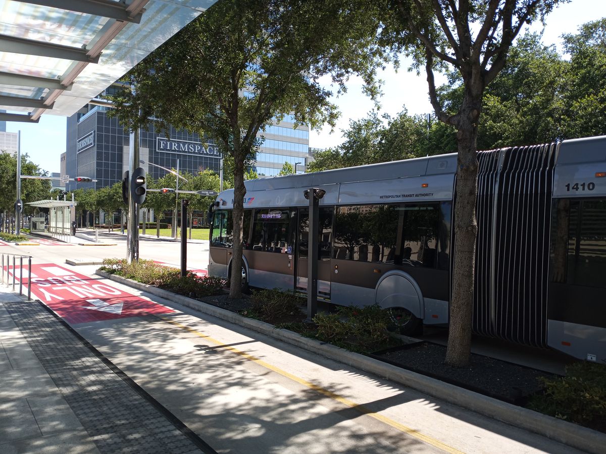 Could the Proposed METRORapid Bus Line Shrink Hillcroft?